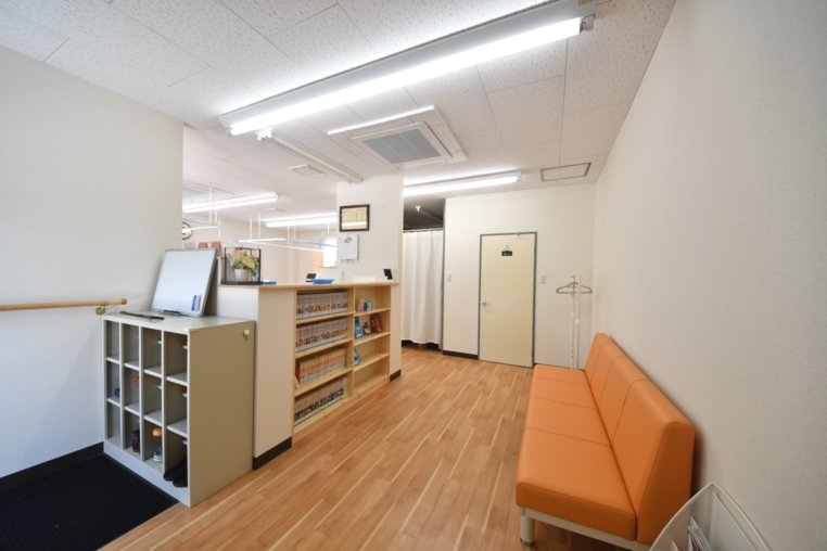 いなぐま接骨院　待合室